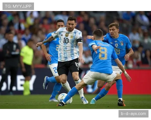 南美杯决赛火热进行，两强对决状态备受关注