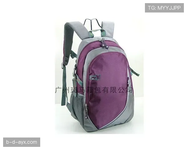 刷到陆光祖的日常，笑得像隔壁男孩，背包里却像装着整个赛季——这种反差太好吃瓜